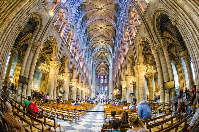 Notre-Dame Cathedral Tour with Audioguide (no ticket) - The small details that make the audio guide feel good