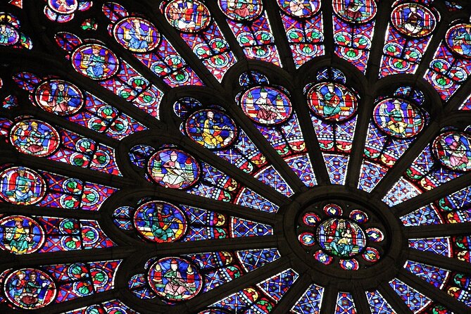 Notre Dame Guided Tour with Scheduled Group Access Option - Quick takeaways