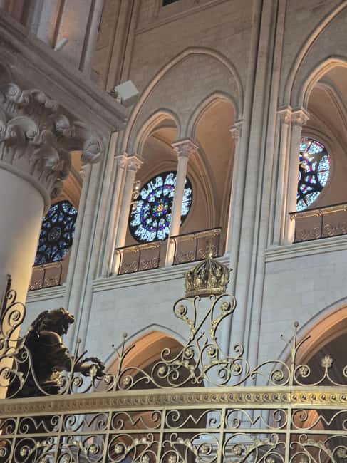 Notre-Dame Interior guided - Walking Île de la Cité: Paris through legends and everyday life