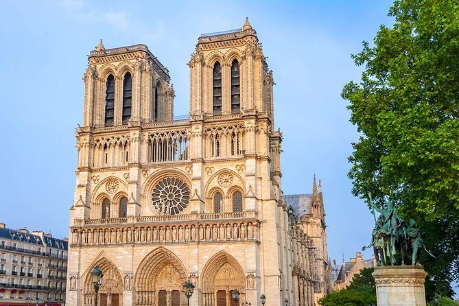 Notre Dame Mystery and Latin Quarter Walking Tour - Key things you’ll notice on this Latin Quarter walk