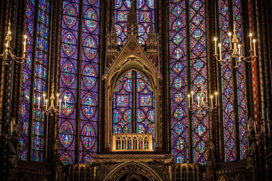 Notre-Dame Outdoor Tour with Pastry & Sainte-Chapelle Entry - Shakespeare & Company: books, expatriates, and the Lost Generation