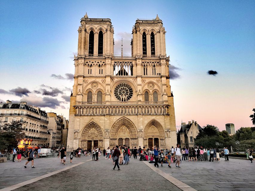 Notre-Dame Outside Île de la Cité & St Severin Private Tour - Price and value: what $258 per group gets you