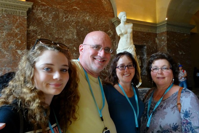 Notre Dame, St Chapel, ile de la cité, Louvre - semi private -4h - Who this semi-private highlights day is best for