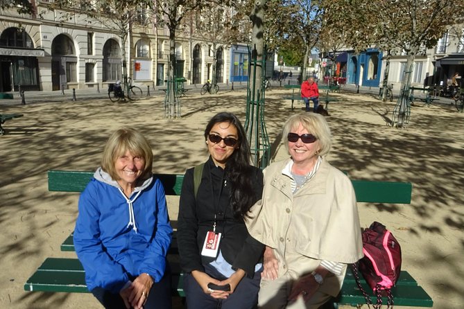 Notre Dame, Ste Chapel, Louvre, Montmartre, Eiffel Tower Private - A private plan that keeps you from wasting time