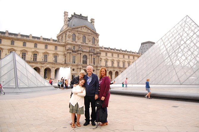 Notre Dame, Ste Chapel, Louvre, Montmartre, Eiffel Tower Private - Louvre Museum: seeing art through the notion of beauty
