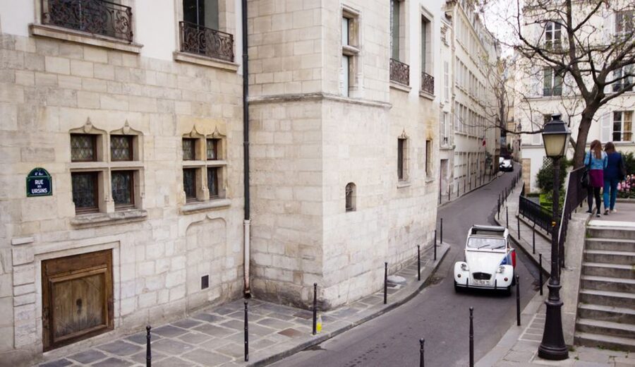 Off-the-Beaten Track in Paris: 2-Hour Vintage 2CV Tour - The route: where the tour takes you (and what each area gives)