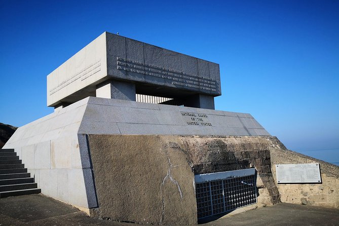 OMAHA Beach - Day trip from Paris to Normandy in a small group (3/7 pax) - Overlord Museum on Omaha Beach: reconstructions you can actually picture