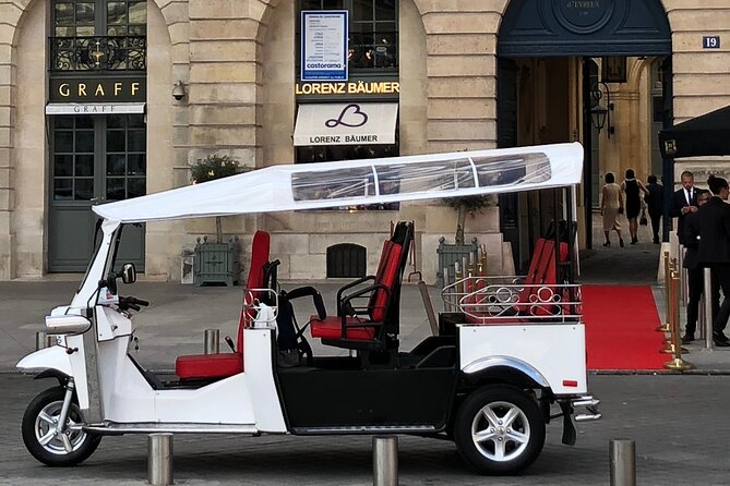 Original Paris E-TukTuk Tour - Louvre and Arc de Triomphe: big names, quick context