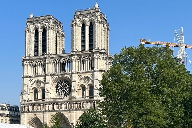 Outdoor Notre-Dame walking Tour with Sainte-Chapelle Entry - Île de la Cité walking loop: Seine, Saint-Séverin, and the shortcut to old Paris