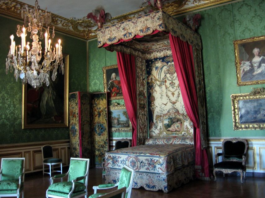 Palace of Versailles Guided Afternoon Tour from Paris - Getting there from Paris: Coach ride, meeting point, and return location
