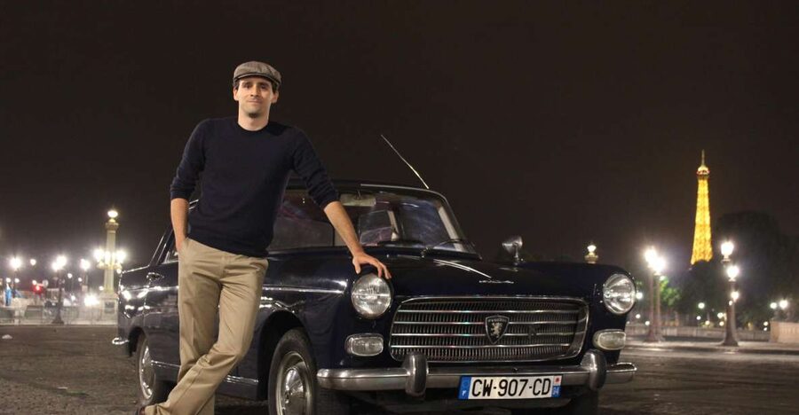 Paris: 1.5-Hour Vintage Car Night Tour - A 1963 Peugeot 404 tour that starts at Pont Marie