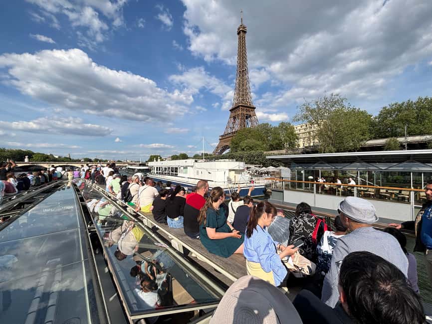Paris: 1-Hour Seine Cruise departing from the Eiffel Tower - Best Time to Cruise for Photos: Daylight, Sunset, and Night Lights
