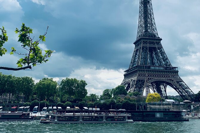 Paris: 1 Hour Seine River Cruise Ticket - Getting to Bateaux Parisiens and finding where you board
