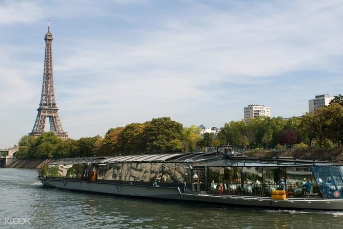 Paris 1 Hour Seine River Cruise Tour and Optional Macaron Tasting - The Sights From the Water: Eiffel Tower to the Louvre and Notre-Dame