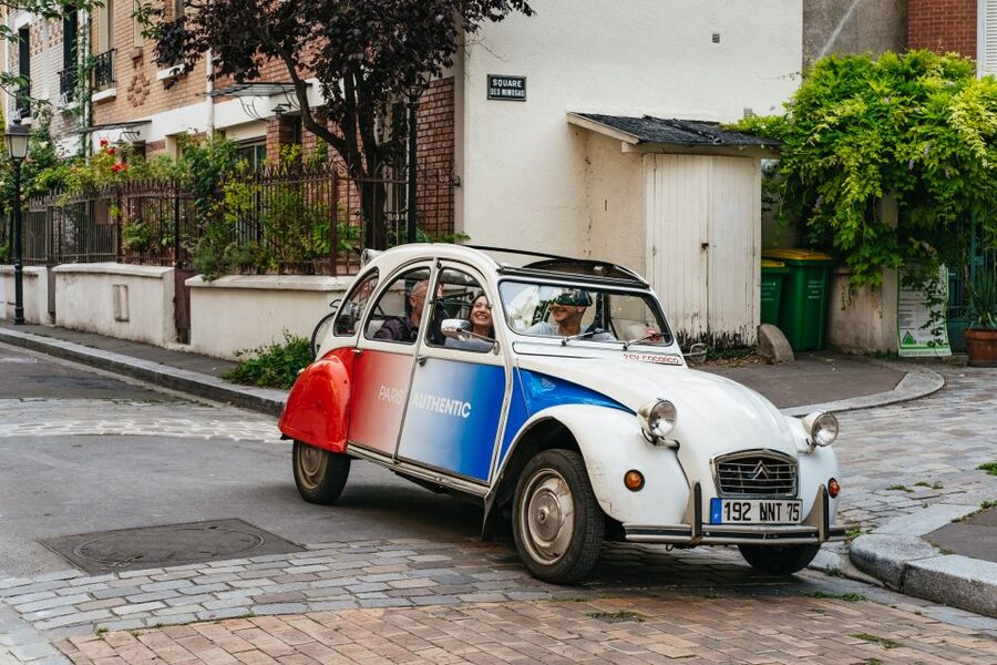 Paris: 1-Hour Vintage Citroen 2CV Tour - Quick itinerary reality check: flexibility vs. fixed stops