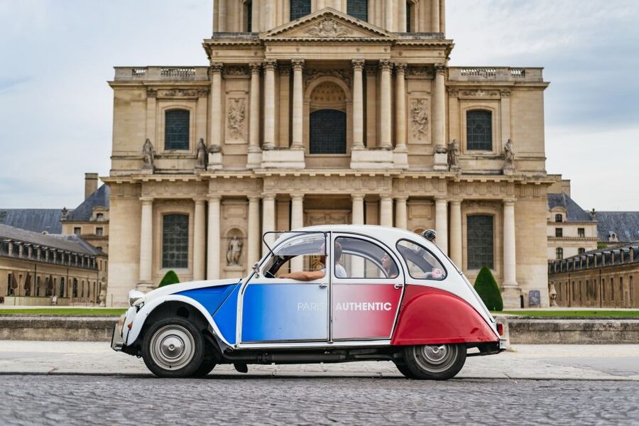 Paris: 1-Hour Vintage Citroen 2CV Tour - Arc de Triomphe, Trocadéro, and Eiffel Tower moments