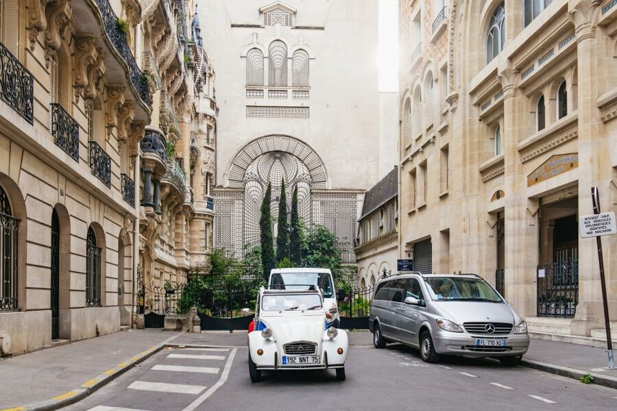 Paris: 1-Hour Vintage Citroen 2CV Tour - Île de la Cité and Notre-Dame: seeing it without the crowds
