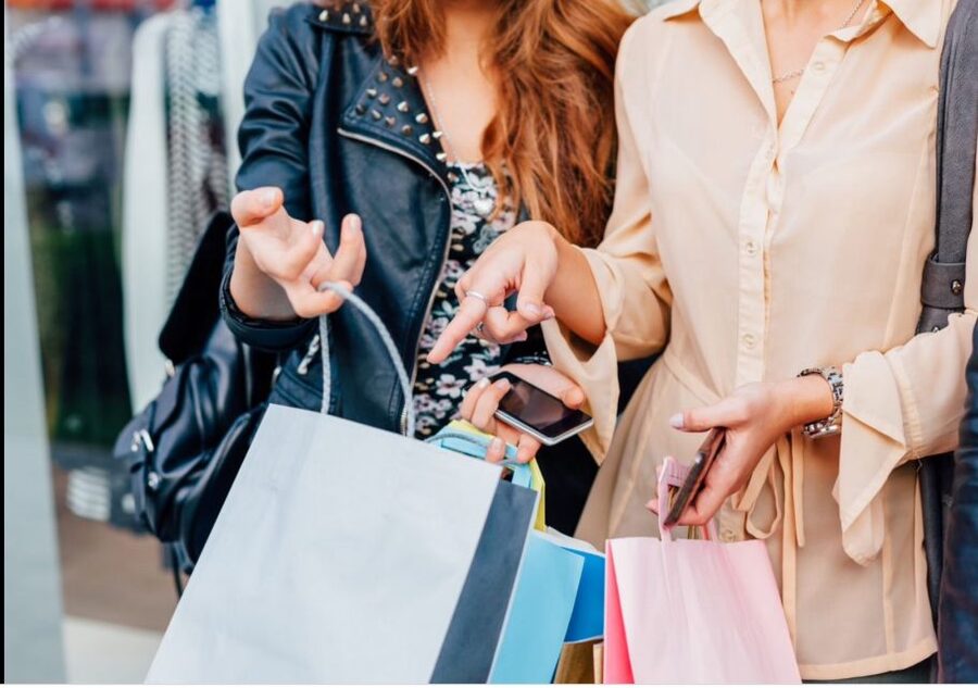 Paris 1h30-Hour Perfume Walking Tour - Guides make or break it: small-group attention and real flexibility