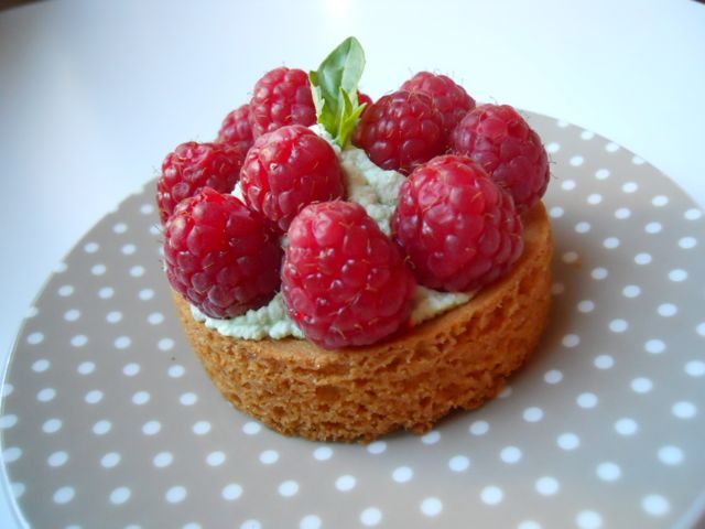 Paris: 2.5-Hour French Pastry Cooking Class - Chef Noémie’s Paris loft atelier: why the setting matters