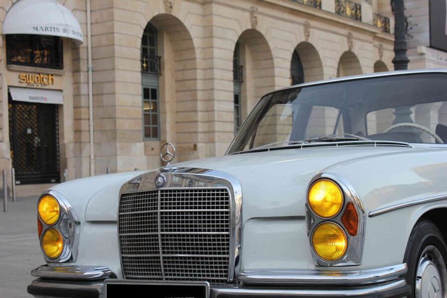 Paris: 2.5-Hour Guided Vintage Car Tour and Wine Tasting - Notre-Dame, Hôtel de Sens, and Saint-Jacques: Quick Stops That Still Count