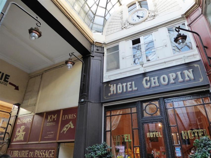 Paris: 2-Hour Passages Private City Tour in German - 2 hours of walking: Le Peletier start to Palais-Royal finish