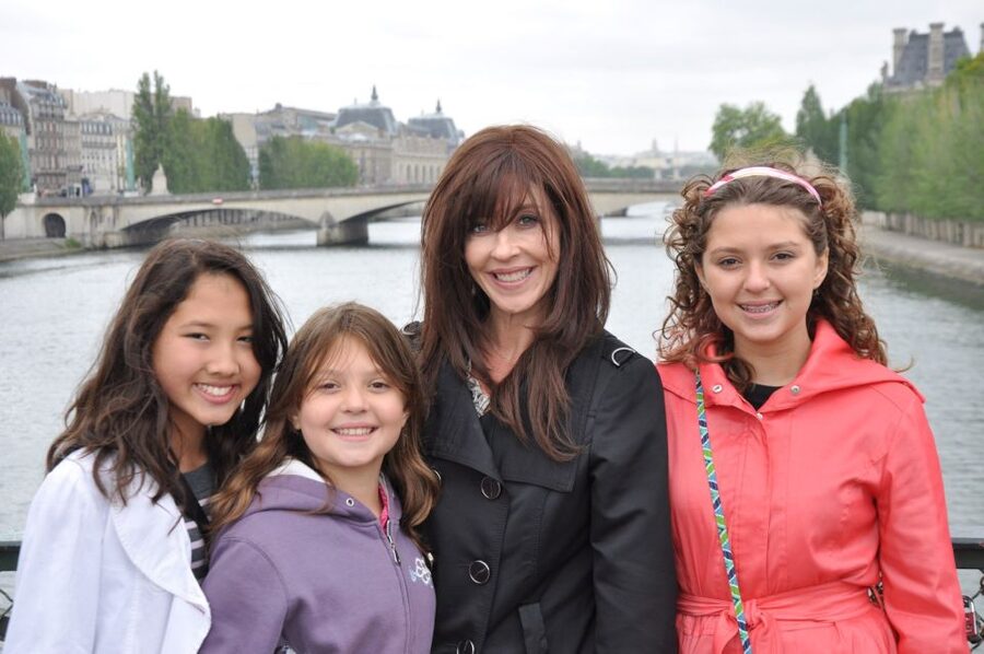 Paris 2-Hour Private Walking Tour with a Photographer - Choosing your route: how your photographer turns landmarks into photos