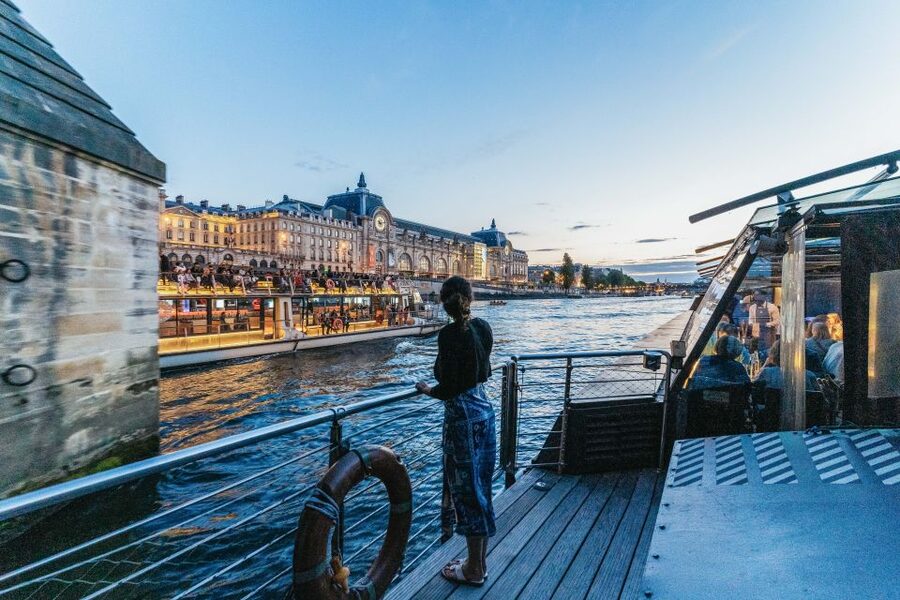 Paris: 3-Course-Dinner Cruise on the Seine with live music - Why This Seine Night Cruise Works So Well