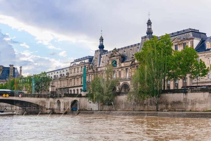 Paris: 3-Course Italian Meal Seine Cruise - Price and value: is $69 per person actually fair?