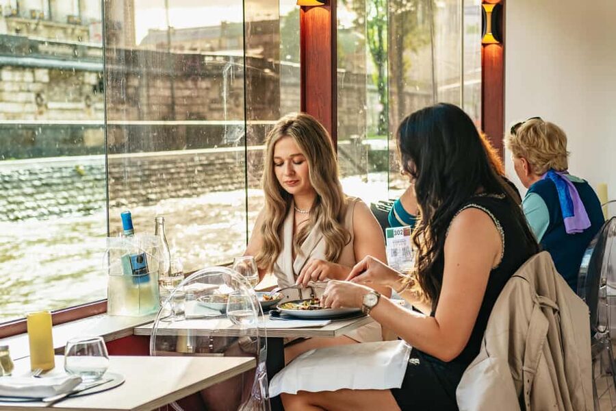 Paris: 3-Course Italian Meal Seine Cruise - Who this cruise is best for (and who should skip)