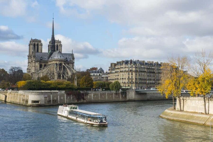 Paris: 3-Course Lunch Cruise on the River Seine - Who Should Book This Seine Lunch Cruise (And Who Might Skip)