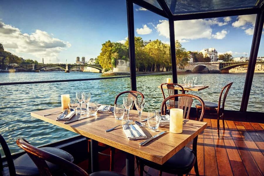 Paris: 3-Course Lunch Cruise on the River Seine - Getting Oriented at Port Solférino (And Why That Matters)