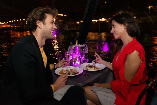 Paris 3-Courses Gourmet Dinner Seine River Cruise with Champagne - Window seats, upgrades, and how to choose your option