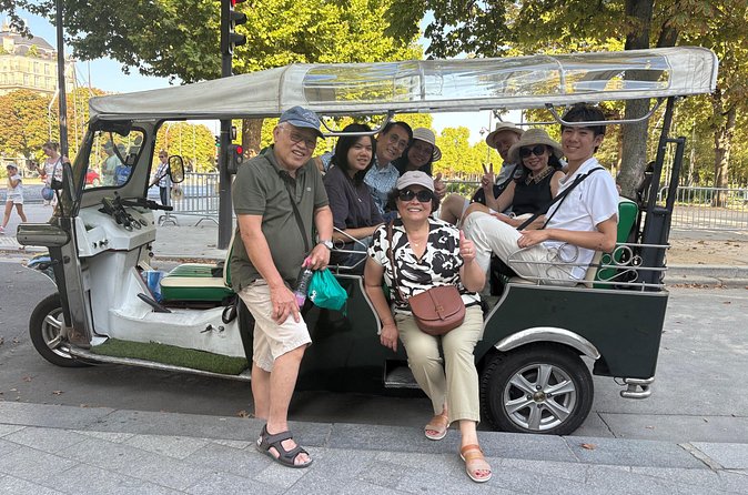 Paris 3 hour Private Sightseeing Tour in Electric Tuk Tuk - Luxembourg Gardens and Invalides: Classy Paris Scenery Without the Long Walk