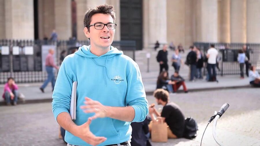 Paris 4-Hour Bike Tour: Off the Beaten Path - Where you meet: Saint-Michel, right by the action
