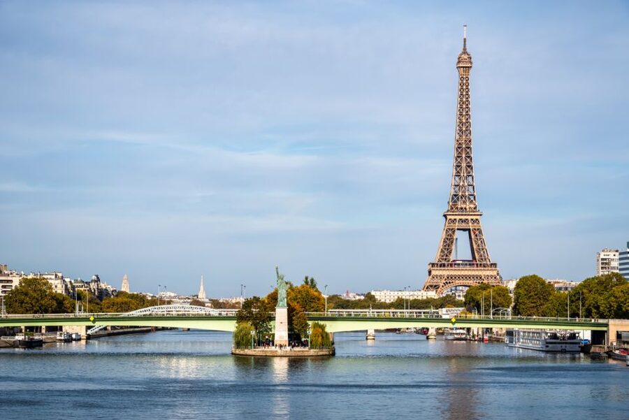 Paris: Access to the Eiffel Tower's 2nd Floor - Going up: what happens between check-in and the 2nd floor