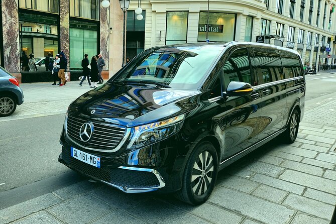 Paris Airport Transfer: Paris to Paris Airport CDG by Luxury Van - Hotel Lobby Meet-and-Greet That Cuts Through CDG Chaos