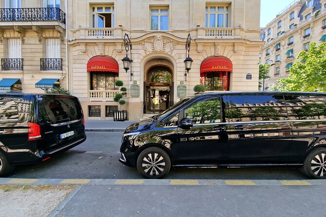 Paris Airport Transfer: Paris to Paris Airport CDG by Luxury Van - Safety Rules That Change How You Board