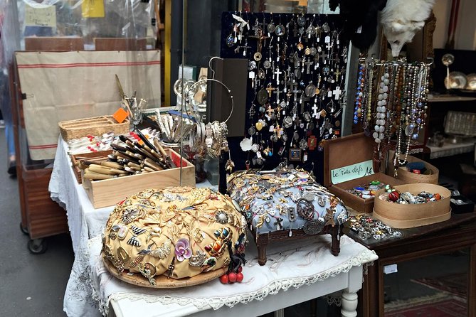 Paris Antiques Market Insider's Tour in Extra-Small Group - Price and value: does $60.28 make sense here?