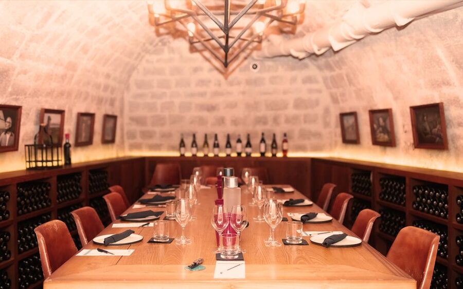 Paris: Apéro Wine and Cheese Tasting Experience - Three wine pours and three cheese pairings: what you’ll learn fast