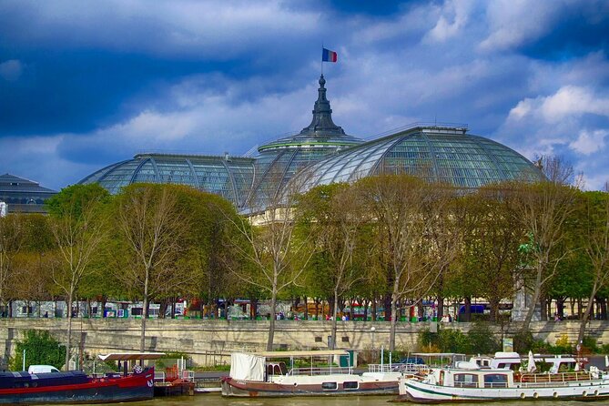 Paris Arc de Triomphe Entry and Mini Walking Tour - The palace stop-by-stop: Petit Palais by the Seine and Grand Palais near Pont Alexandre III