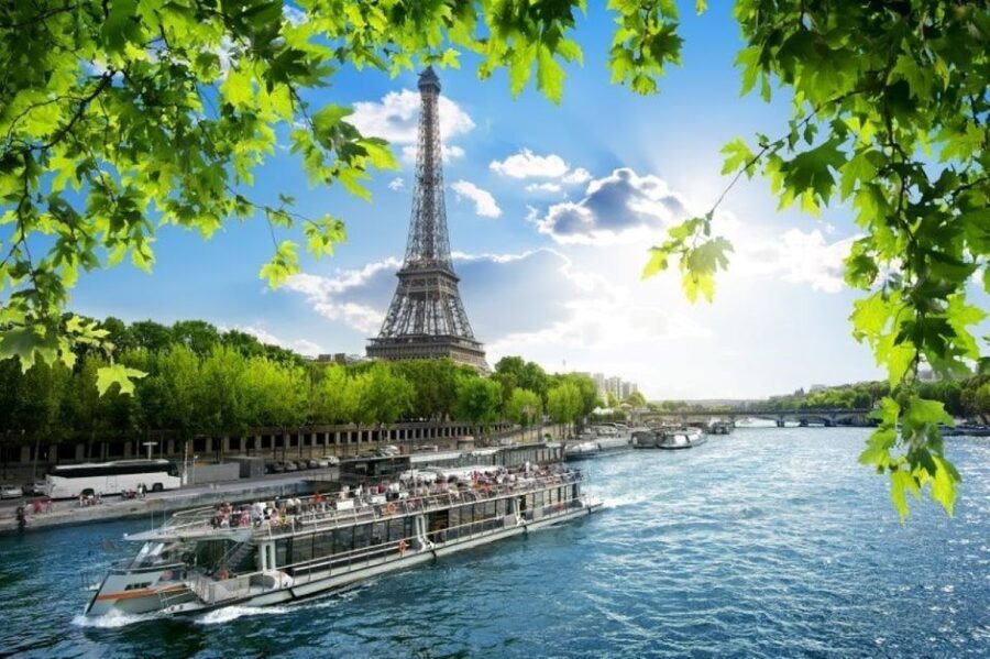 Paris: Arc de Triomphe Entry with Seine Cruise - Who Should Book This Arc + Seine Package