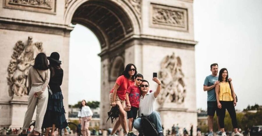 Paris: Arc de Triomphe Entry with Seine Cruise - Eternal Flame, Tomb of the Unknown Soldier, and Why Timing Matters