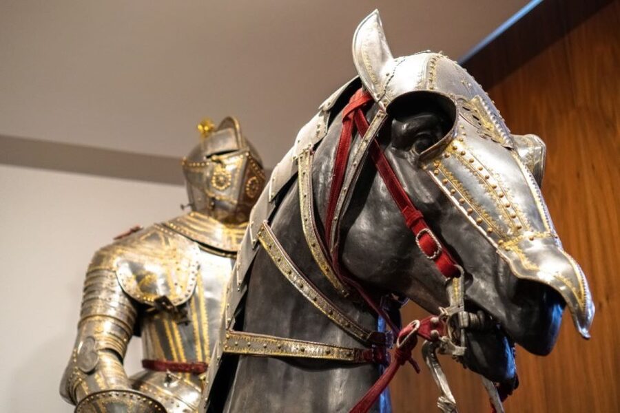 Paris: Army Museum Ticket and Seine River Cruise Combo - Getting Your Timing Right: Museum Hours and Security Lines