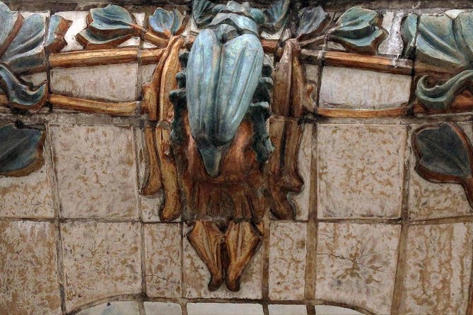 Paris Art Nouveau Private Tour - Stop 1: Eiffel Tower, explained from the Art Nouveau / Belle Époque angle