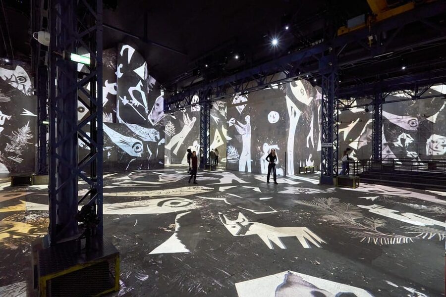 Paris : Atelier des Lumières admission ticket - A former foundry turned projection room in Paris