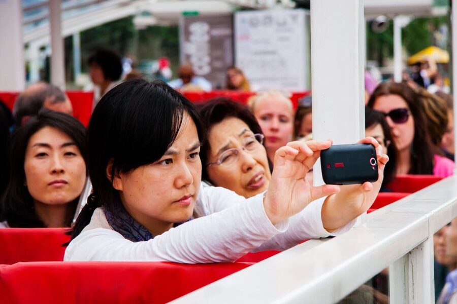 Paris: Audio-Guided Bus Tour & Seine River Cruise - When the audio-tech details matter most