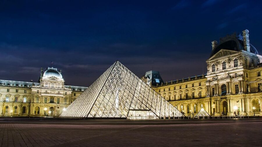 Paris Audioguide - TravelMate app for your smartphone - Key things to know before you start