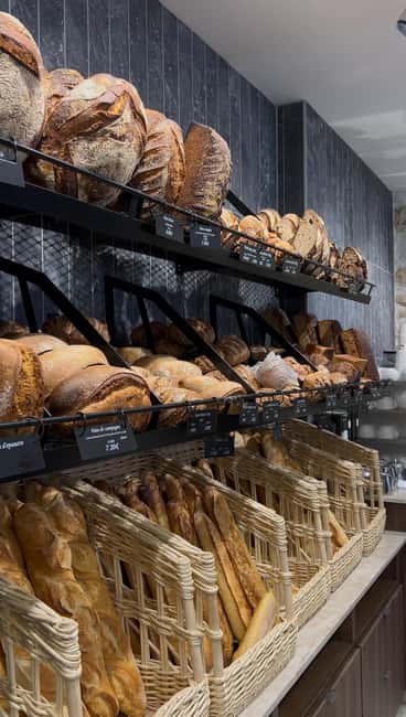 Paris: Baking Insider Experience - Logistics and comfort: stairs, standing, and where the class happens