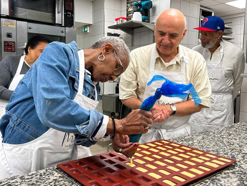 Paris: Baking Insider Experience - Inside the lesson: bread dough, baguettes, and the shaping “feel”