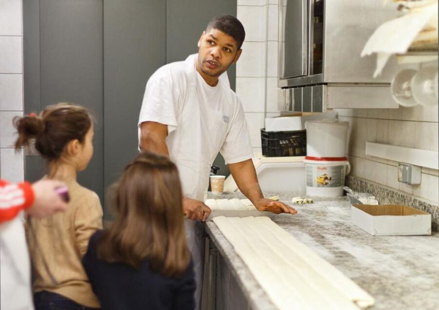 Paris: Behind the Scenes Bakery Tour with Breakfast - Who this tour is best for